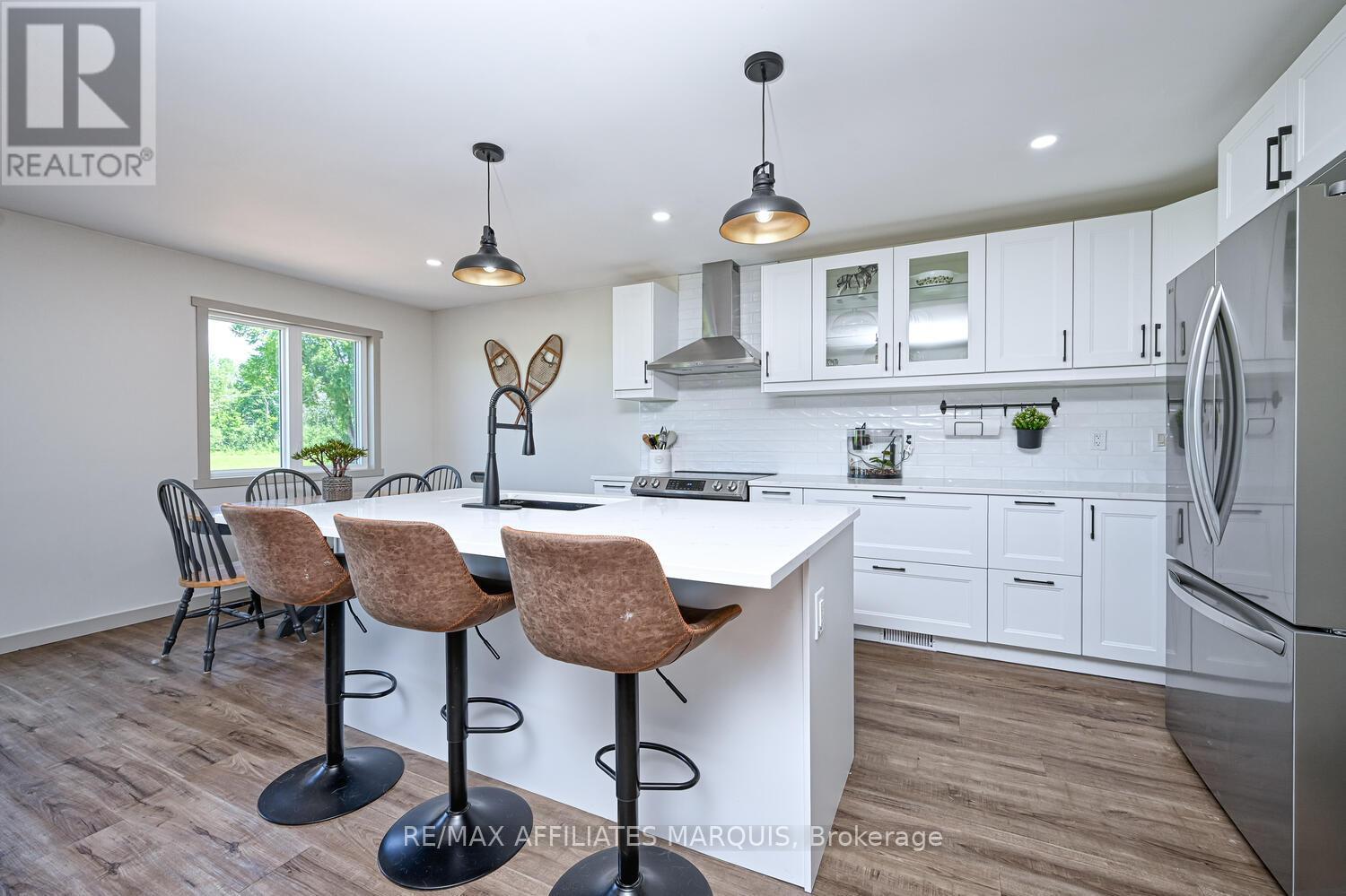 1162 RIDEAU RIVER ROAD - 8