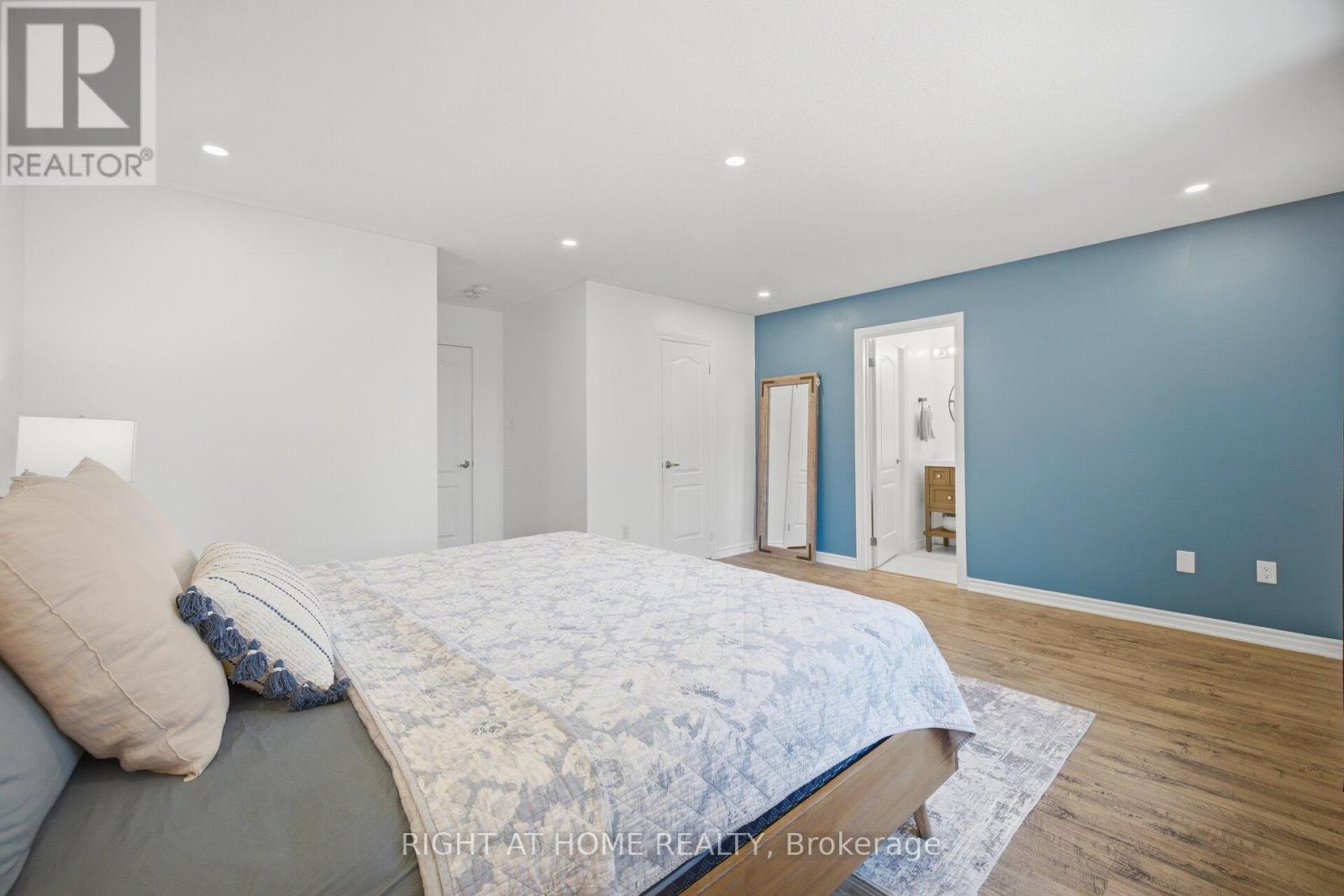 165 BERKSHIRE DRIVE - 25
