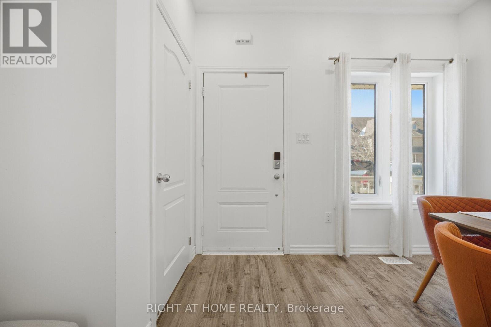 165 BERKSHIRE DRIVE - 7