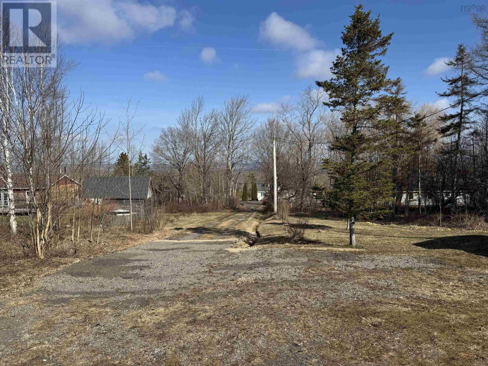 102 East Torbrook Road - 32