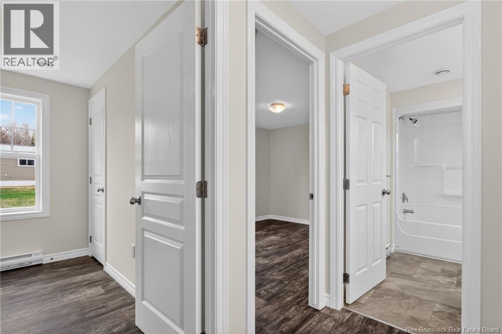 98 River East Drive - 24