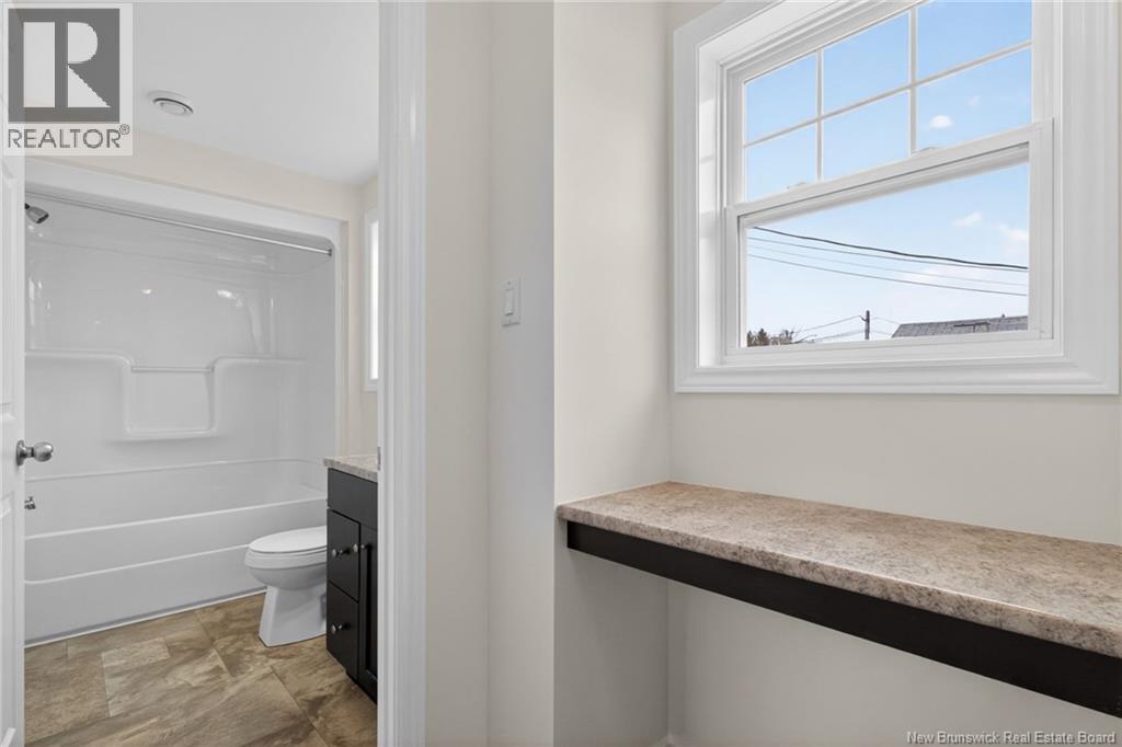 98 River East Drive - 25
