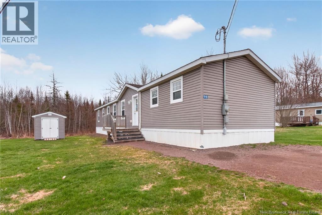 98 River East Drive - 37