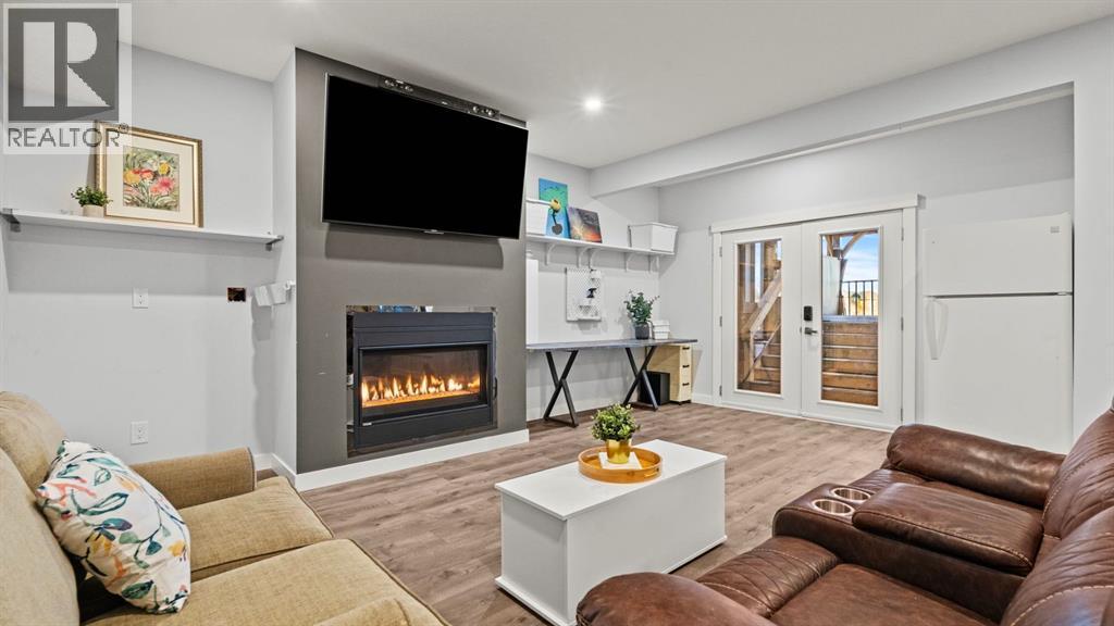 69 Sundown Grove, Cochrane