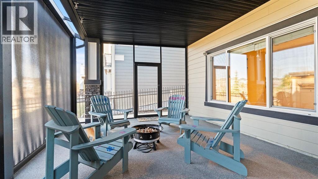 69 Sundown Grove, Cochrane
