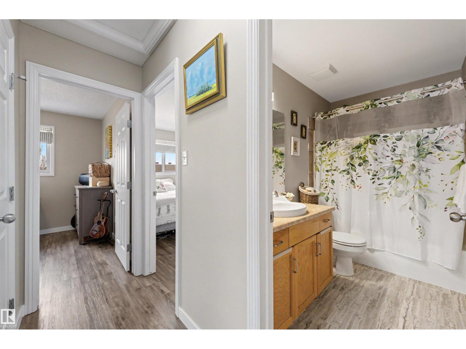 5432 203 ST NW, Edmonton