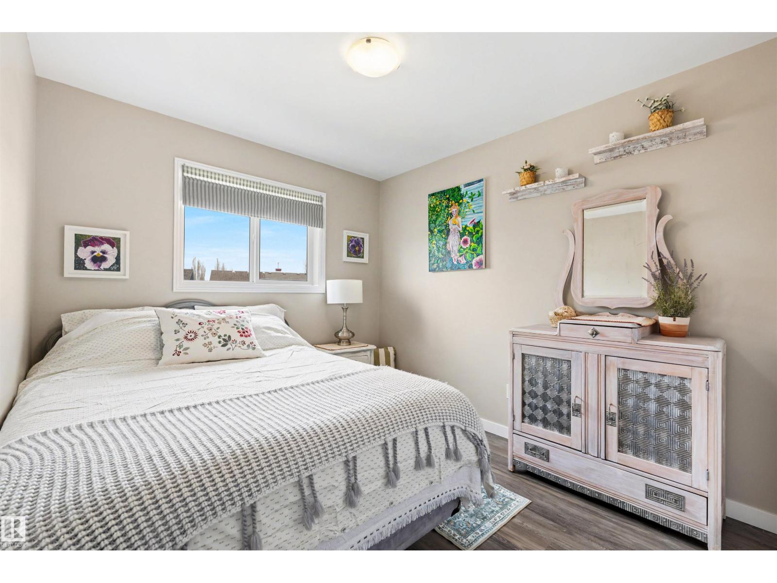 5432 203 ST NW, Edmonton