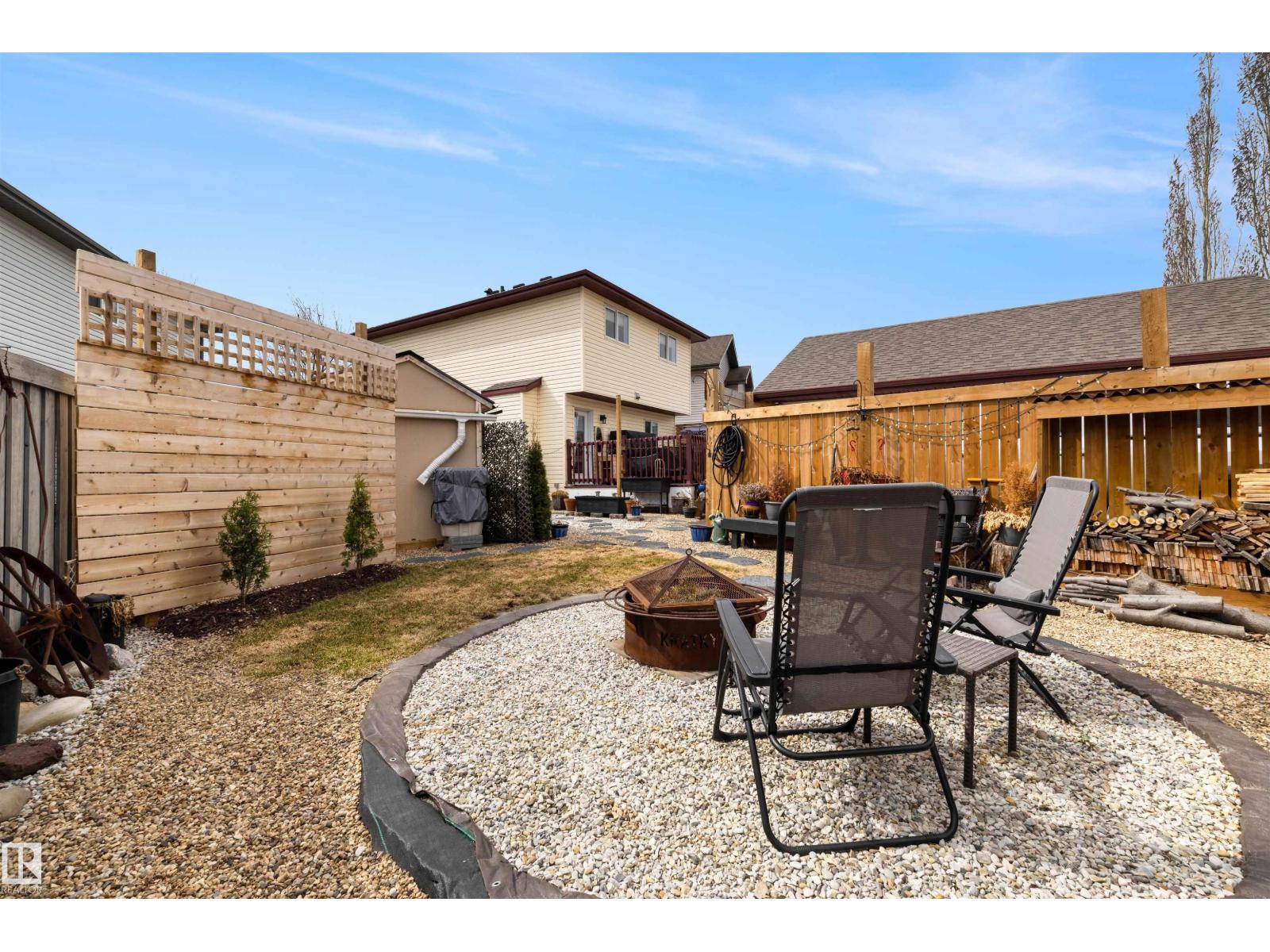 5432 203 ST NW, Edmonton