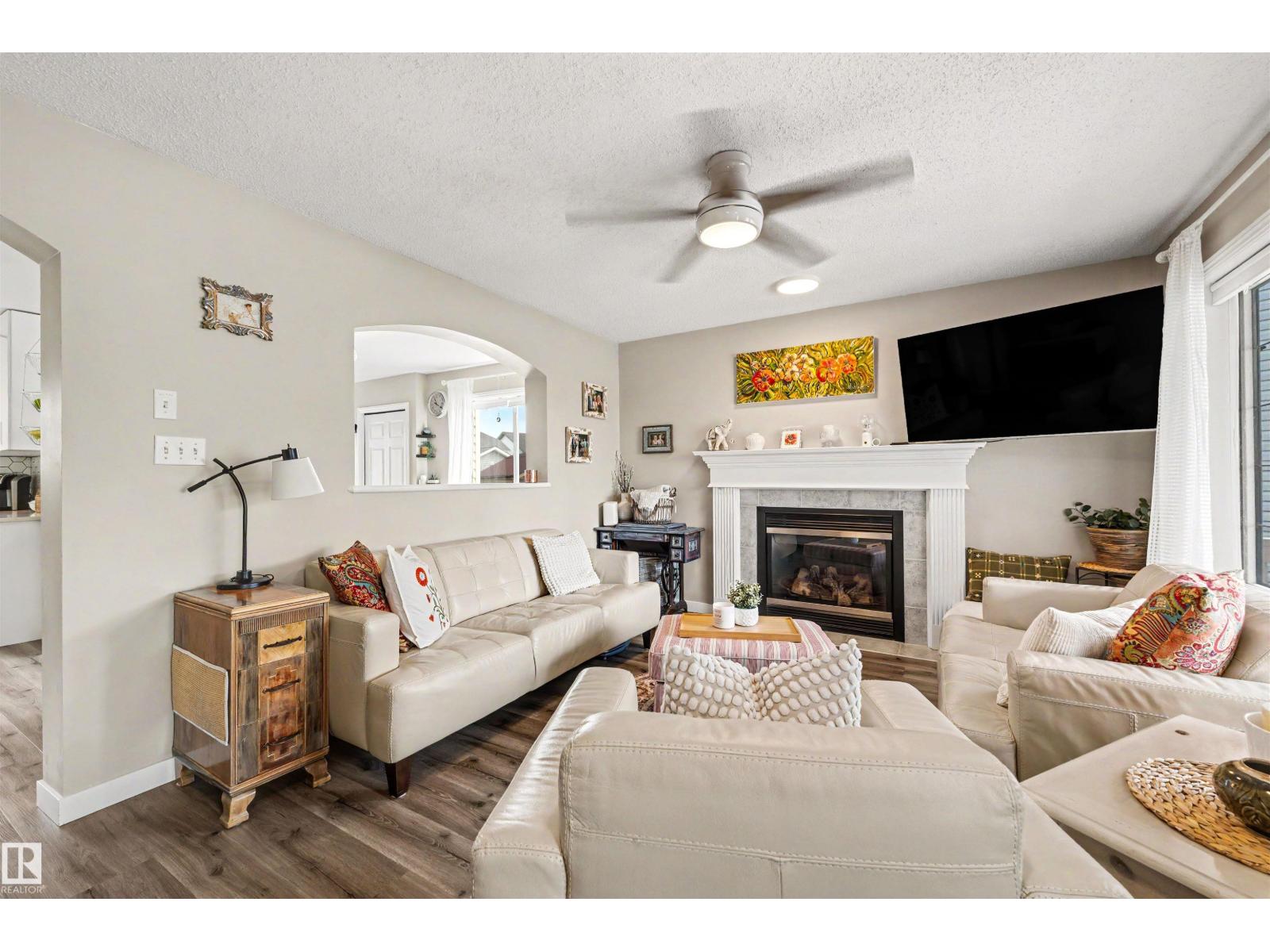 5432 203 ST NW, Edmonton