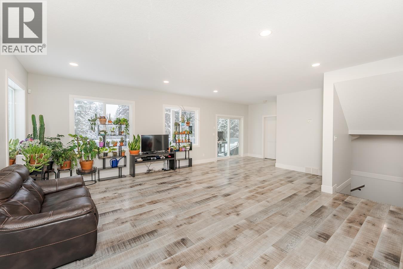 3350 HILLSIDE DRIVE, Prince George