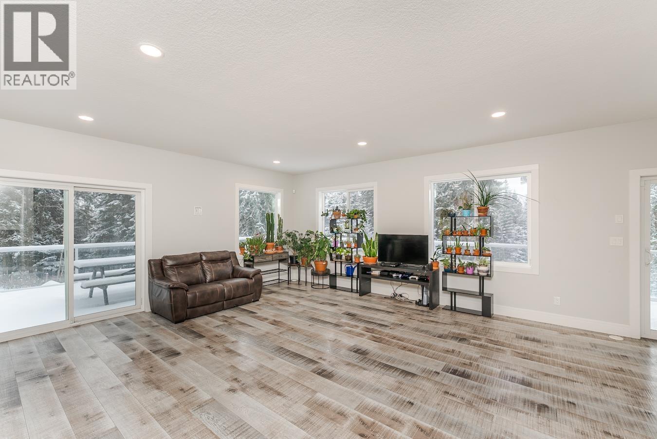 3350 HILLSIDE DRIVE, Prince George