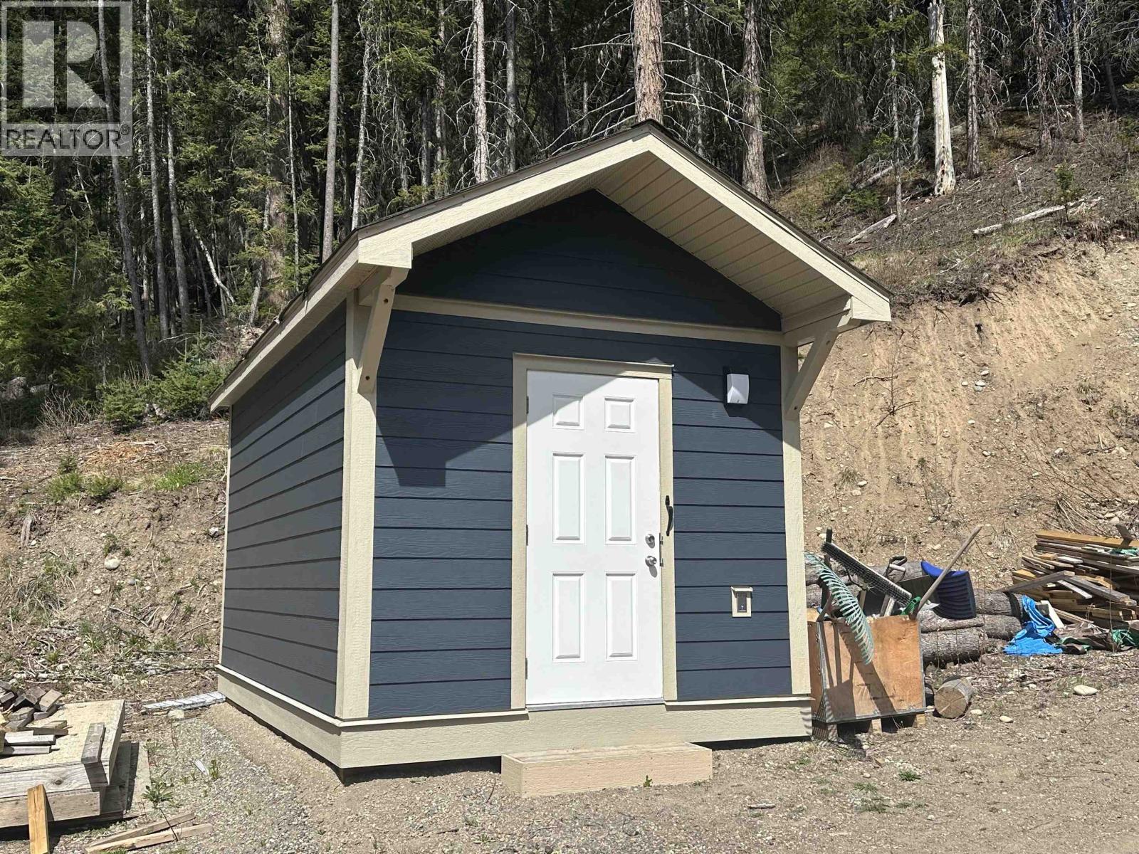 3350 HILLSIDE DRIVE, Prince George