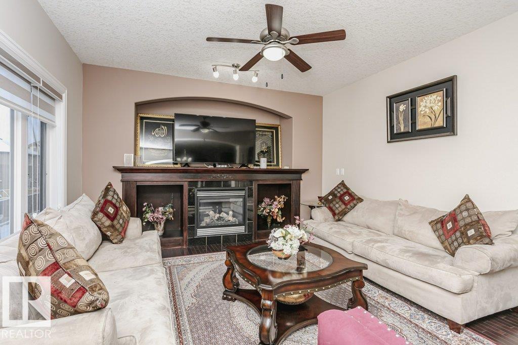 1520 67 ST SW, Edmonton