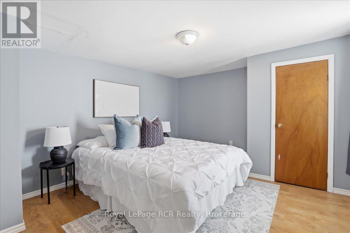 123007 SOUTHGATE ROAD 12 - 28