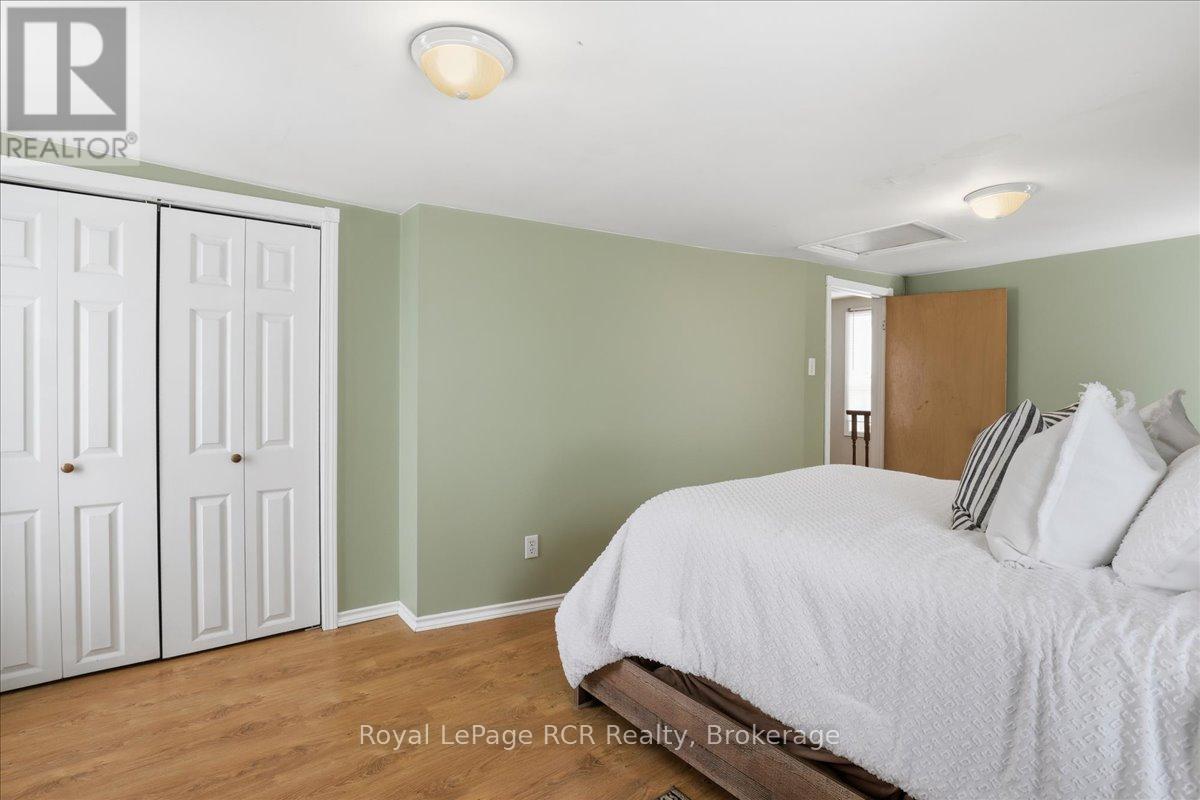 123007 SOUTHGATE ROAD 12 - 27