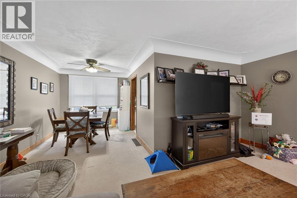 186 SENECA Avenue, Hamilton, Ontario, L9B1M2 — Photo 7