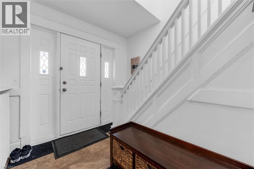 35 BAYFIELD Avenue - 5