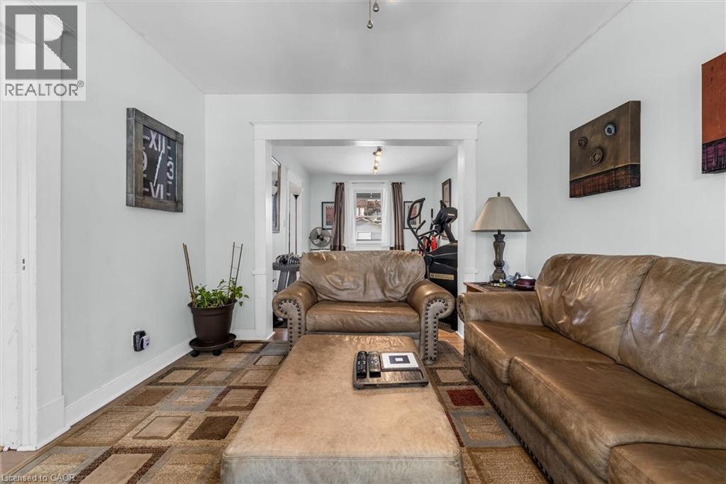 35 BAYFIELD Avenue - 9
