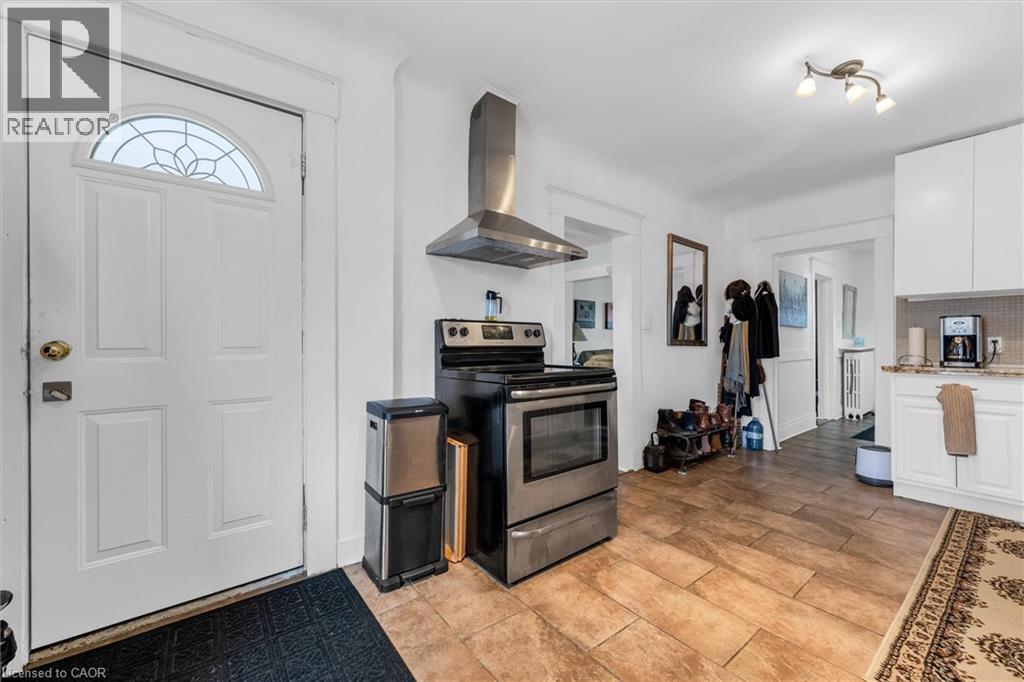 35 BAYFIELD Avenue - 17