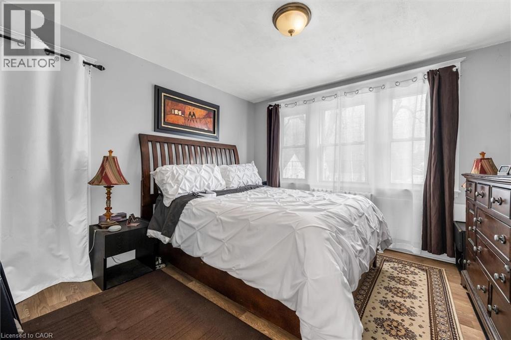 35 BAYFIELD Avenue - 19