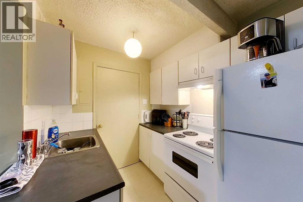 4510 8A Avenue — photo 38