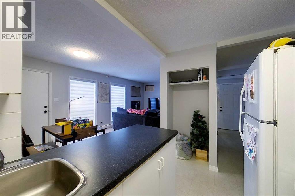 4504 8B Avenue — photo 12