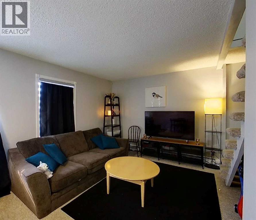 4504 8B Avenue — photo 24