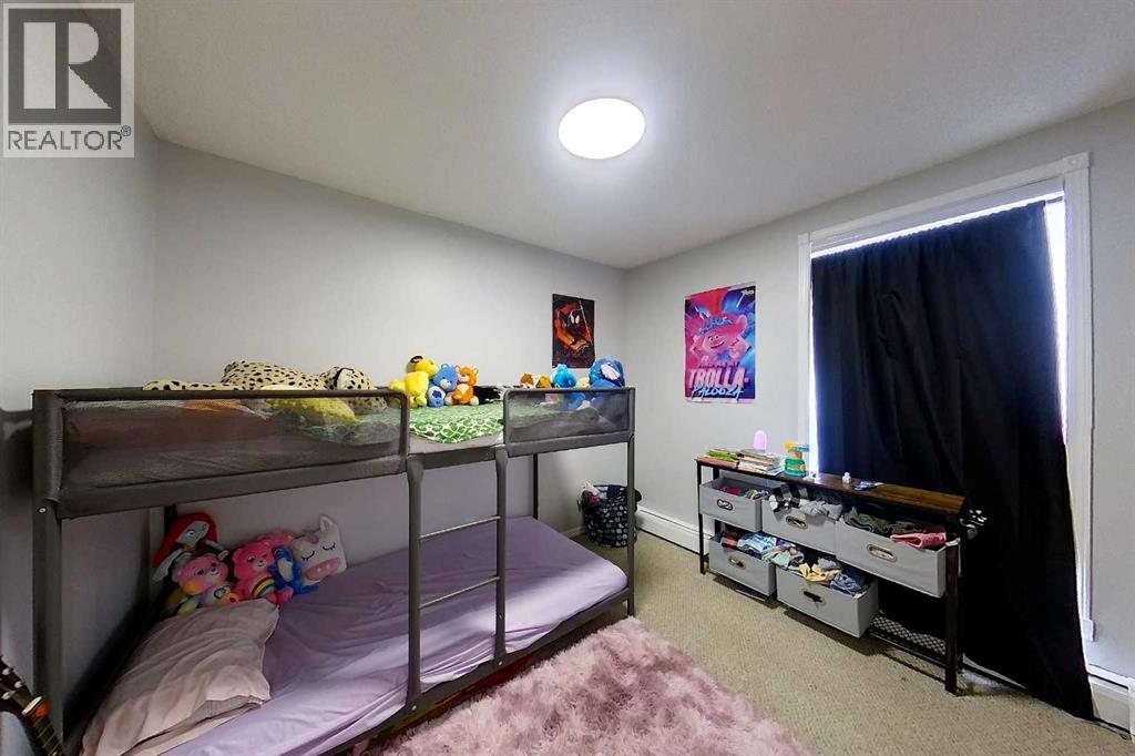 4504 8B Avenue — photo 29