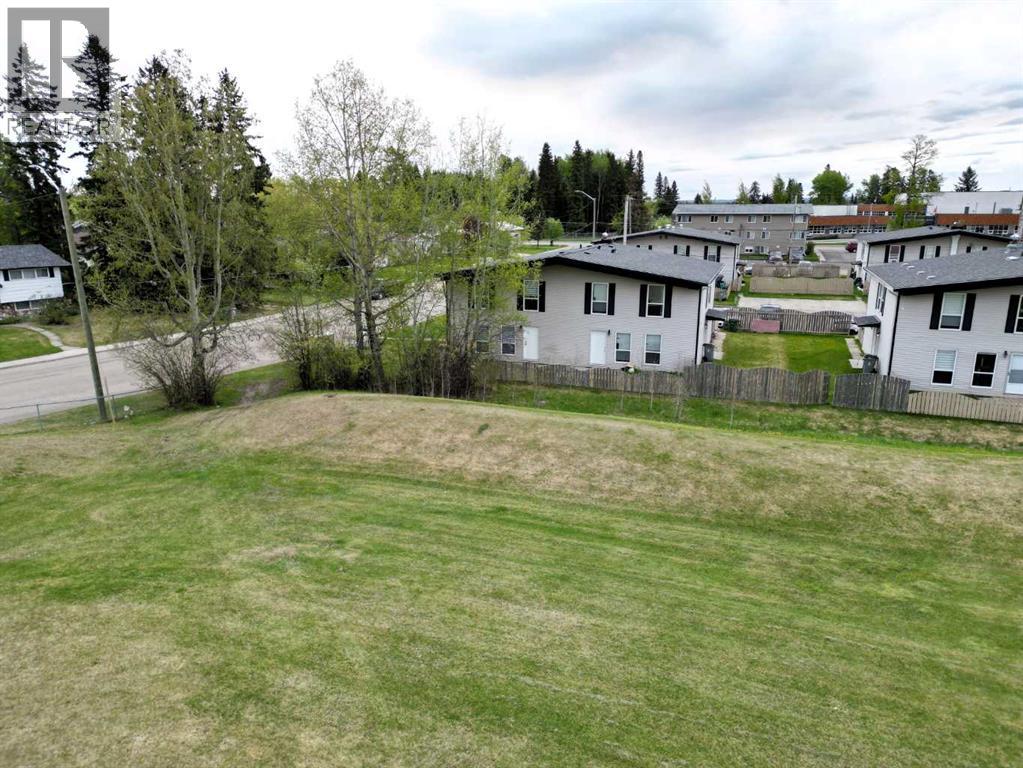 4504 8B Avenue - photo 4