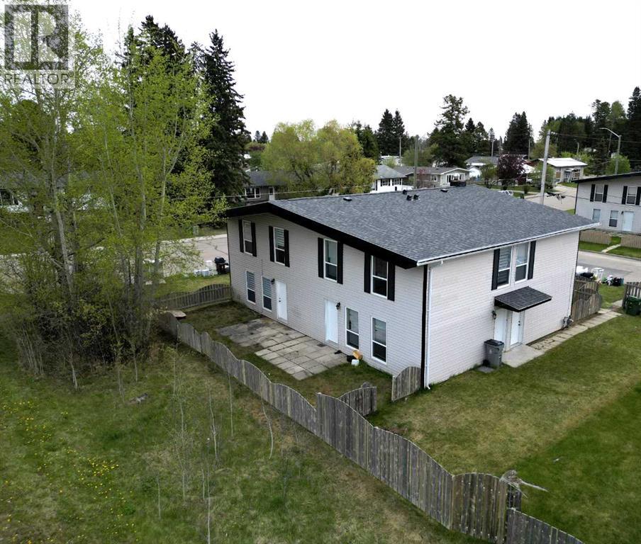 4504 8B Avenue - photo 2