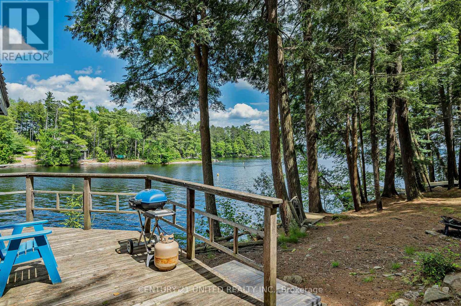 852 ISL 8 CATCHACOMA LAKE ISLAND - 16