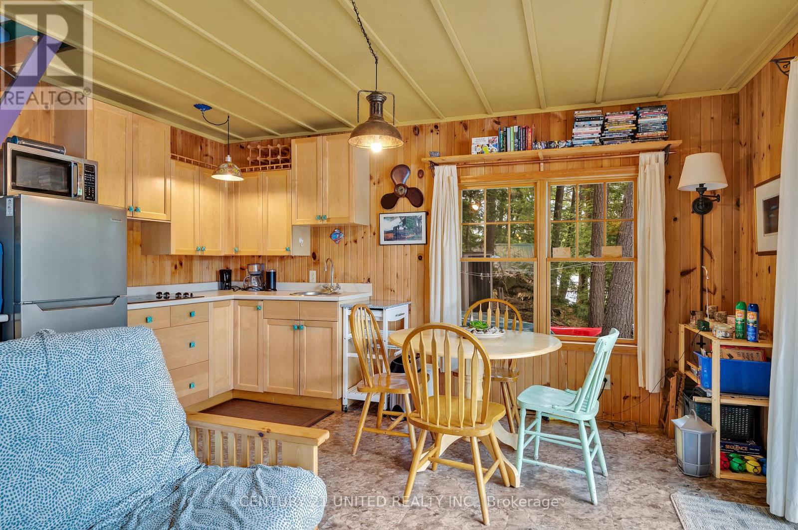 852 ISL 8 CATCHACOMA LAKE ISLAND - 20