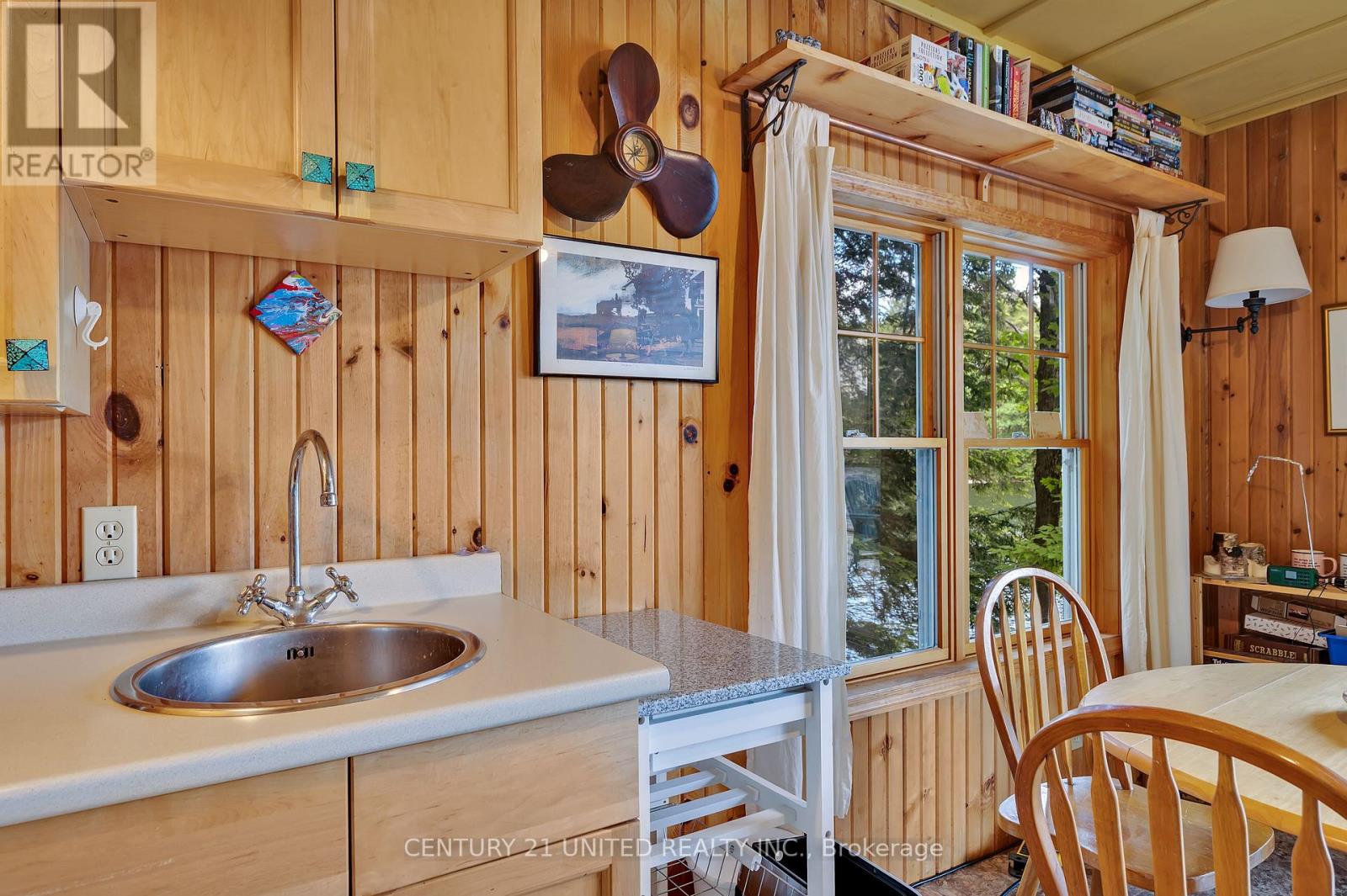 852 ISL 8 CATCHACOMA LAKE ISLAND - 22