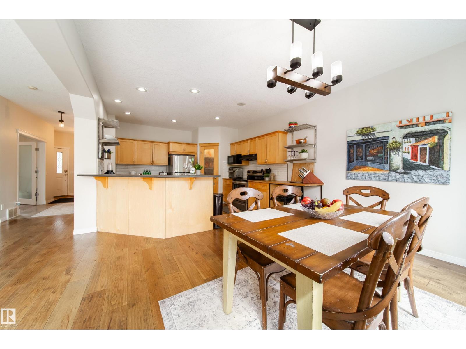 1205 ORMSBY LN NW, Edmonton