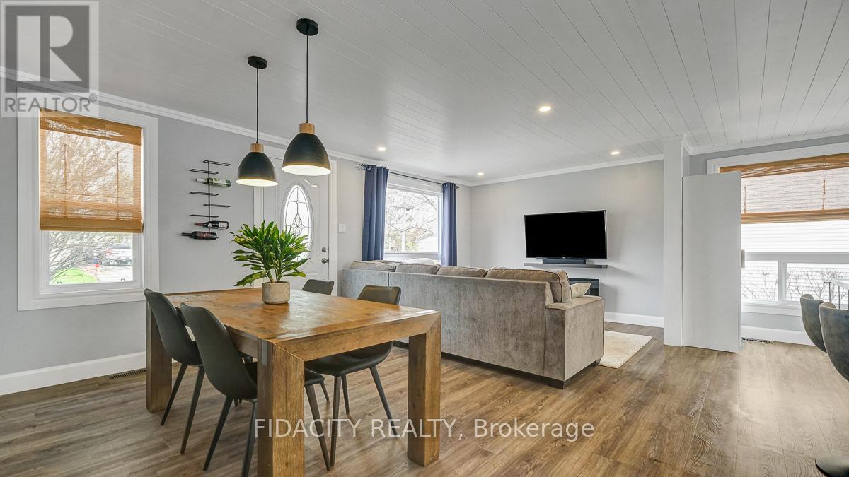 1336 ST JACQUES ROAD - 9