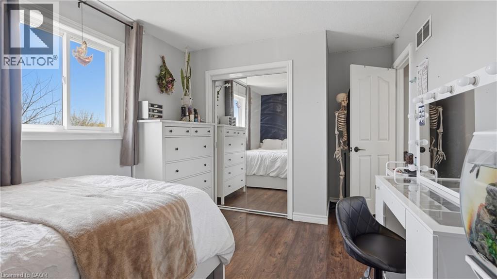 28 GLENHOLLOW Drive, Stoney Creek, Ontario, L8J3R8 — Photo 18