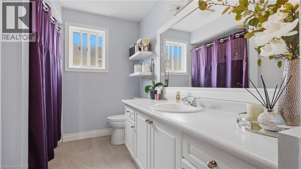 28 GLENHOLLOW Drive, Stoney Creek, Ontario, L8J3R8 — Photo 21