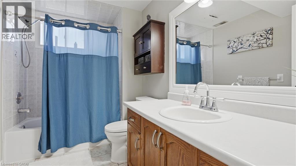 28 GLENHOLLOW Drive, Stoney Creek, Ontario, L8J3R8 — Photo 31