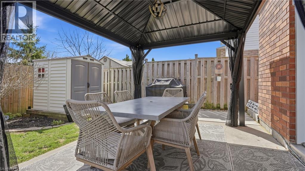 28 GLENHOLLOW Drive, Stoney Creek, Ontario, L8J3R8 — Photo 37