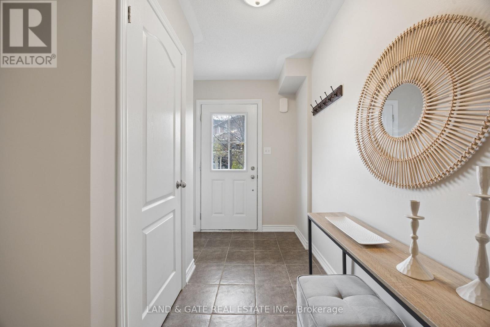 14 KATERSON LANE - 4