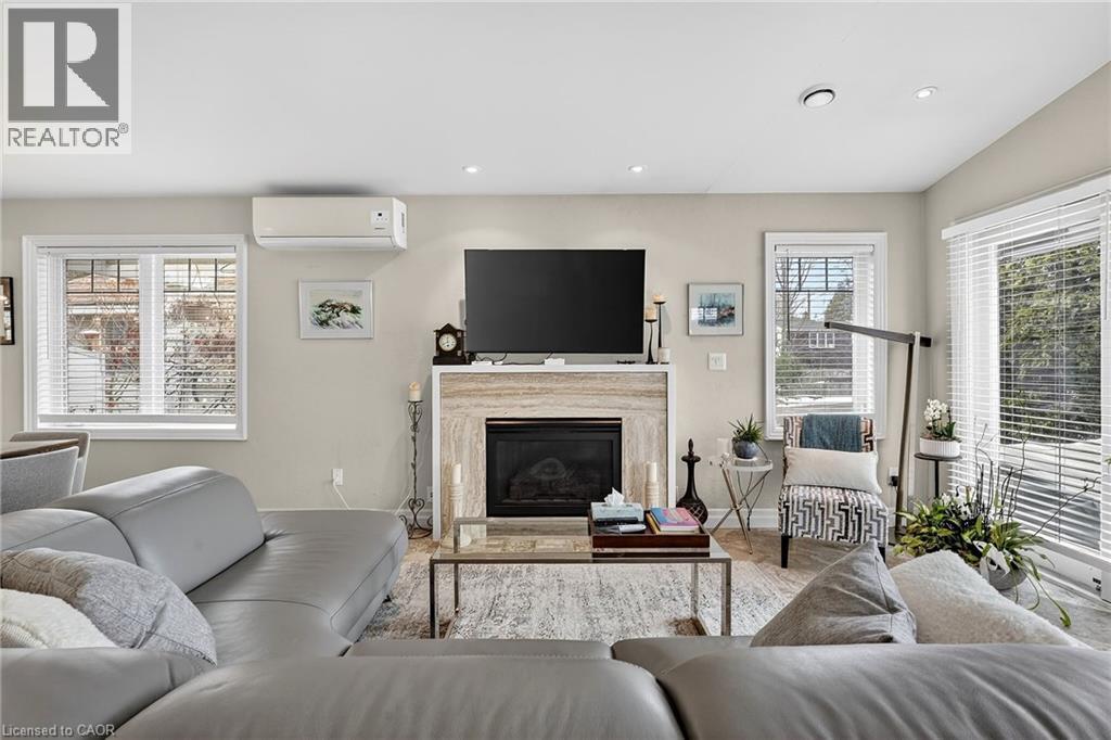 11 PEEL Street - 21