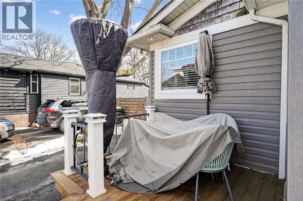 11 PEEL Street - 47