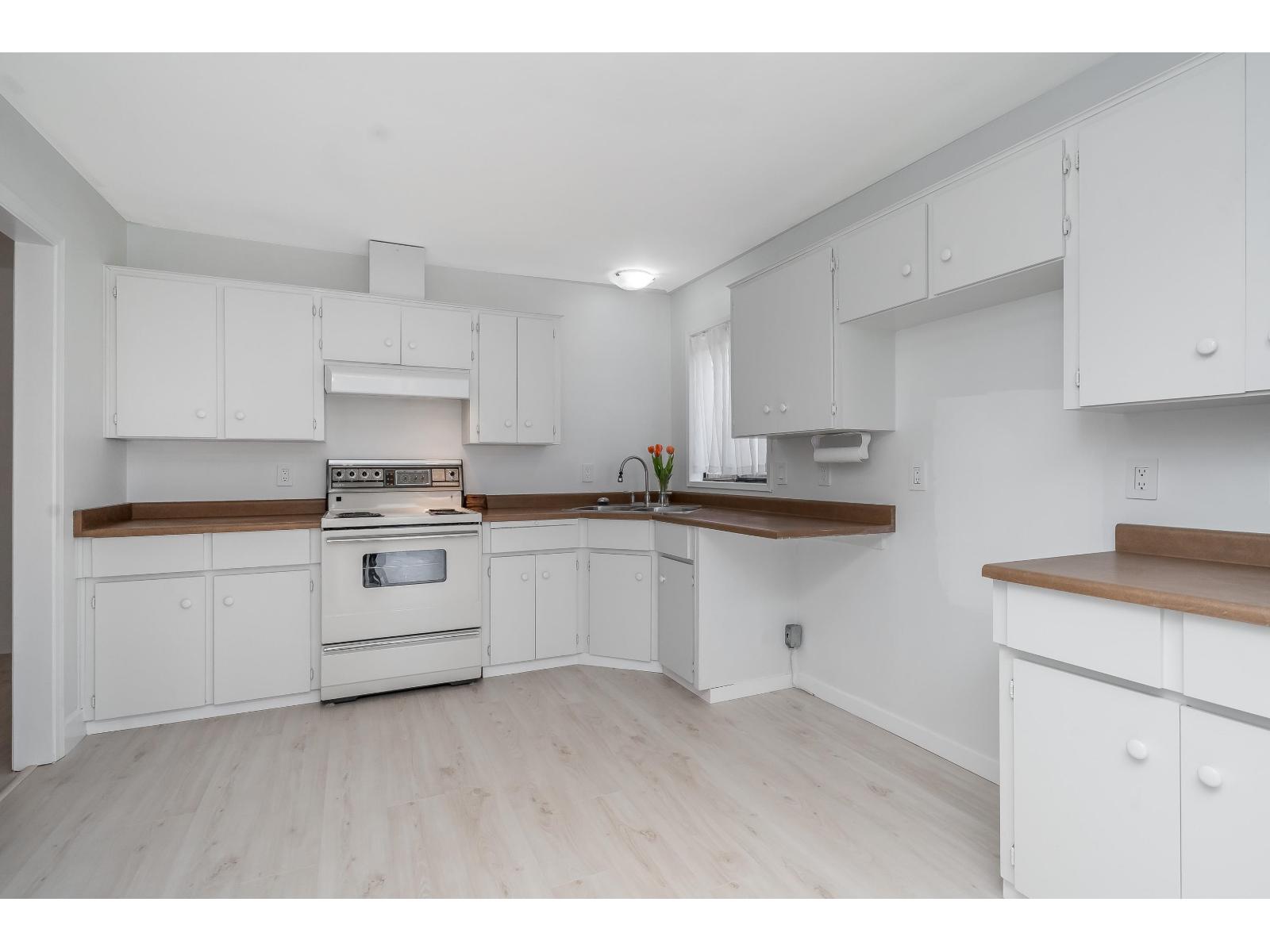 3363 271A STREET, Langley