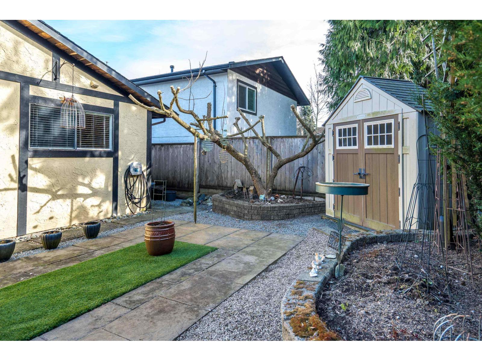 3363 271A STREET, Langley
