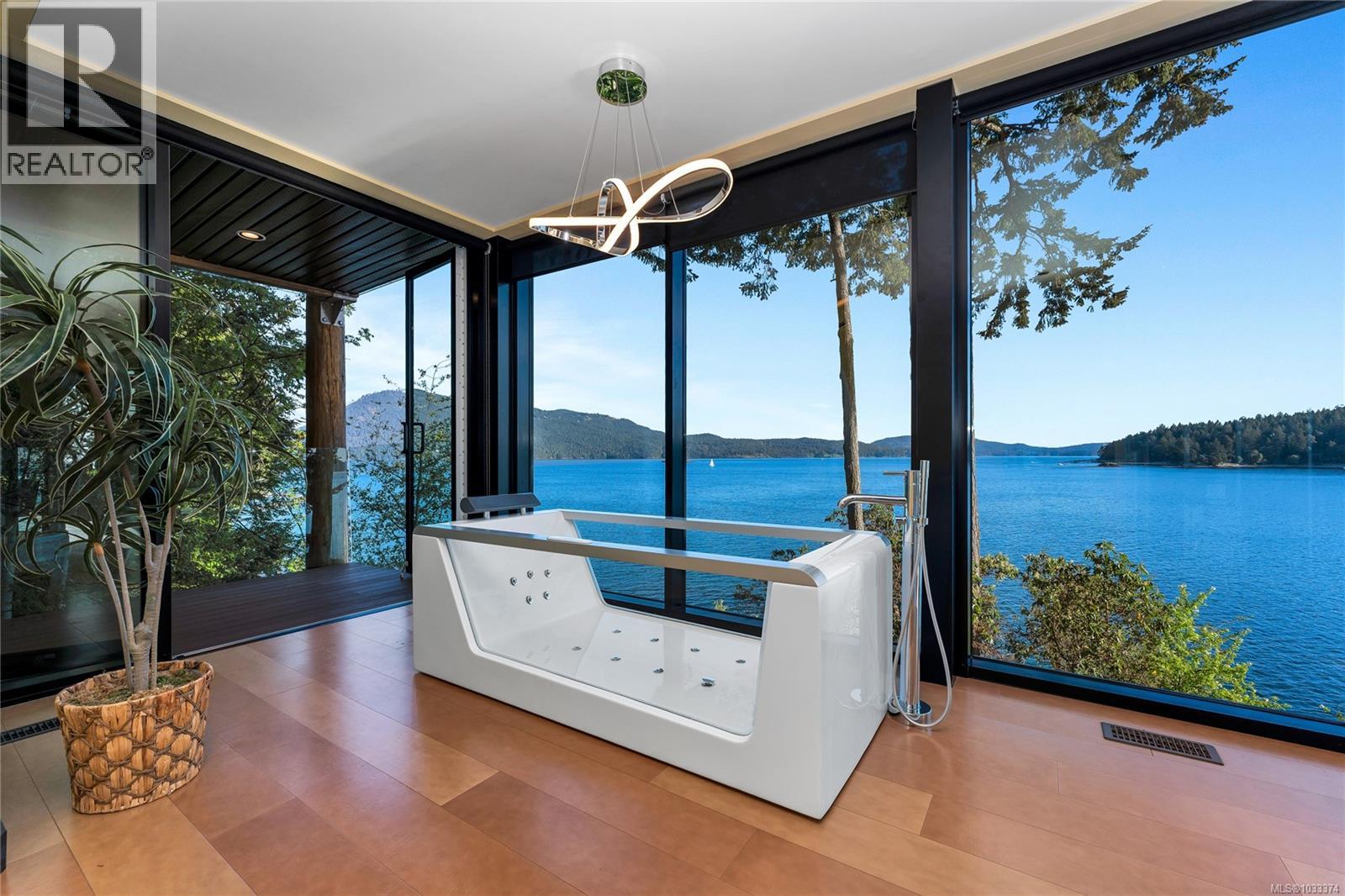 1676 Lands End Rd - 34