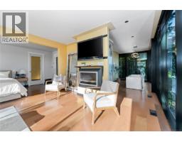 1676 Lands End Rd, North Saanich, BC V8L5L5 Photo 32