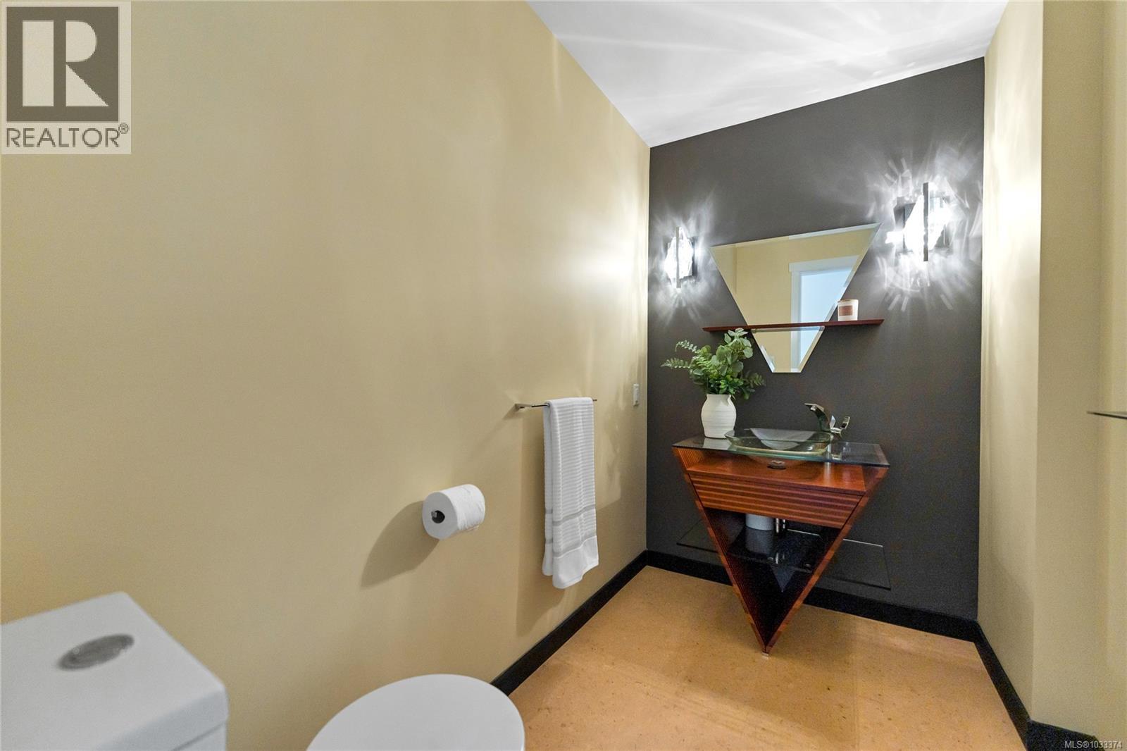 1676 Lands End Rd - 21