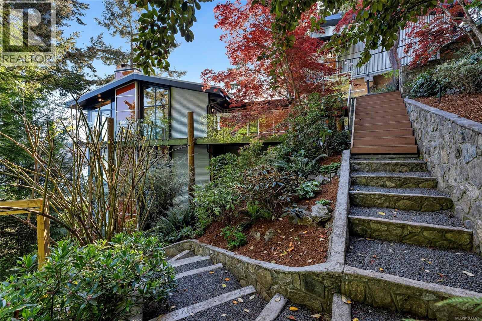 1676 Lands End Rd - 53