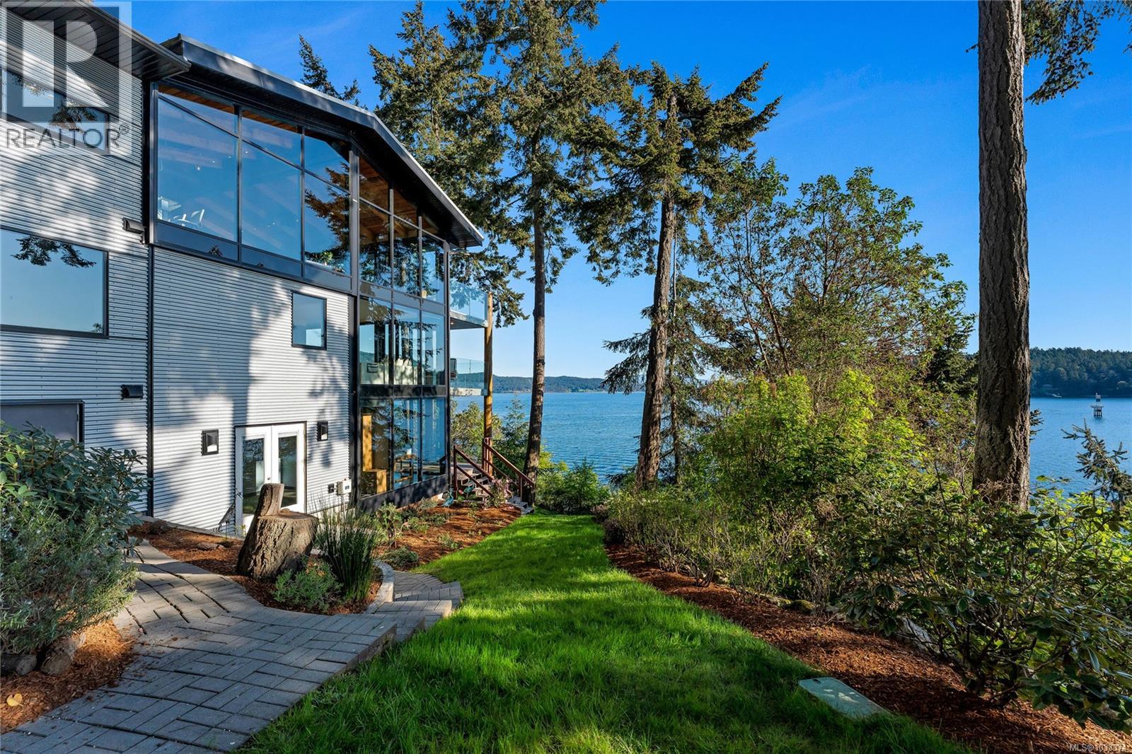 1676 Lands End Rd - 45