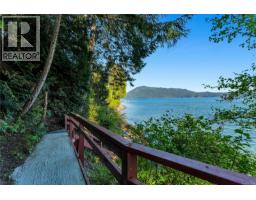 1676 Lands End Rd, North Saanich, BC V8L5L5 Photo 54